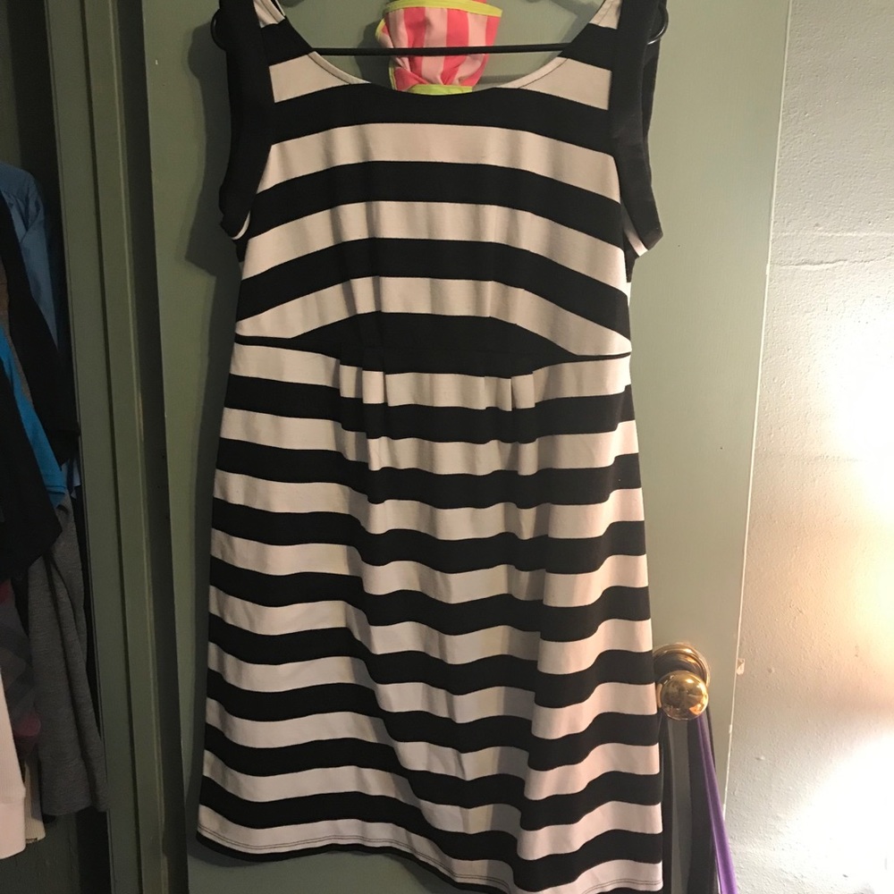 Medium maternity dress